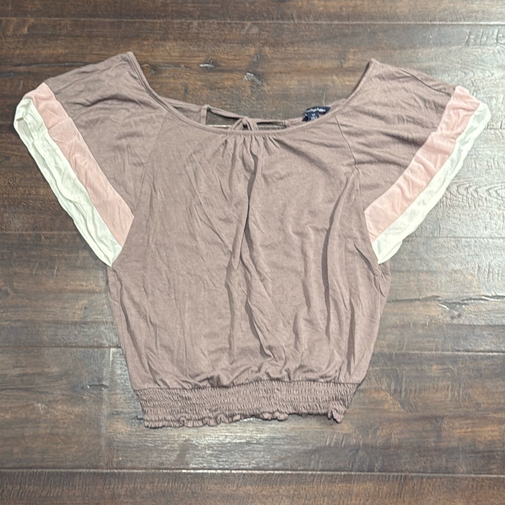 American Eagle outfitters summer short sleeve shirt
Size small
